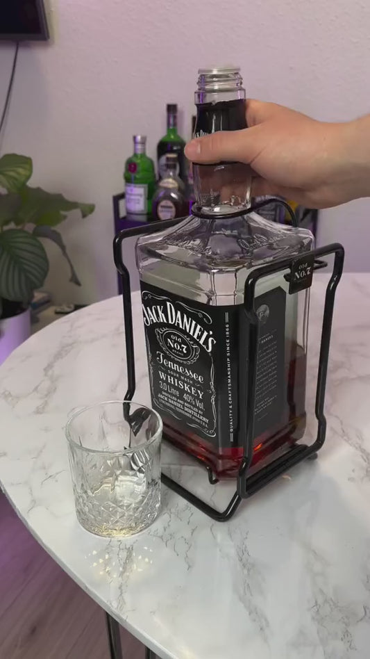 Smart Drink Dispenser – Rechargeable Wine Aerator & Automatic Liquor Decanter 🍷