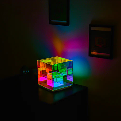 Infinity Cube Lamp – Table Lamp with Prism Glass Effect ✨ Perfect for Home & Office Décor