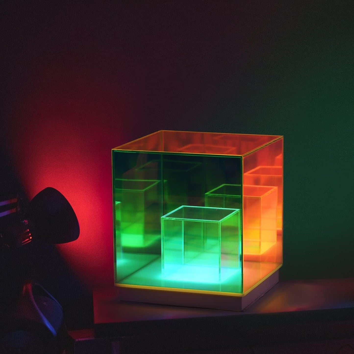 Infinity Cube Lamp – Table Lamp with Prism Glass Effect ✨ Perfect for Home & Office Décor